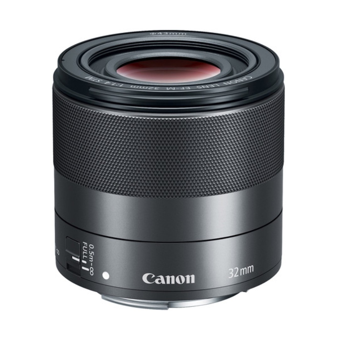 Canon-EF-M-32mm-f1.4-STM-Lens-01 لنز کانن Canon EF-M 32mm f/1.4 STM Lens - تصویر 1