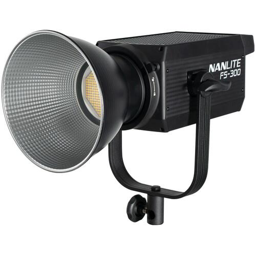 Nanlite-FS-300-Daylight-LED-Monolight-1 مونولایت نان لایت مدل Nanlite FS-300 Daylight LED Monolight - تصویر 1