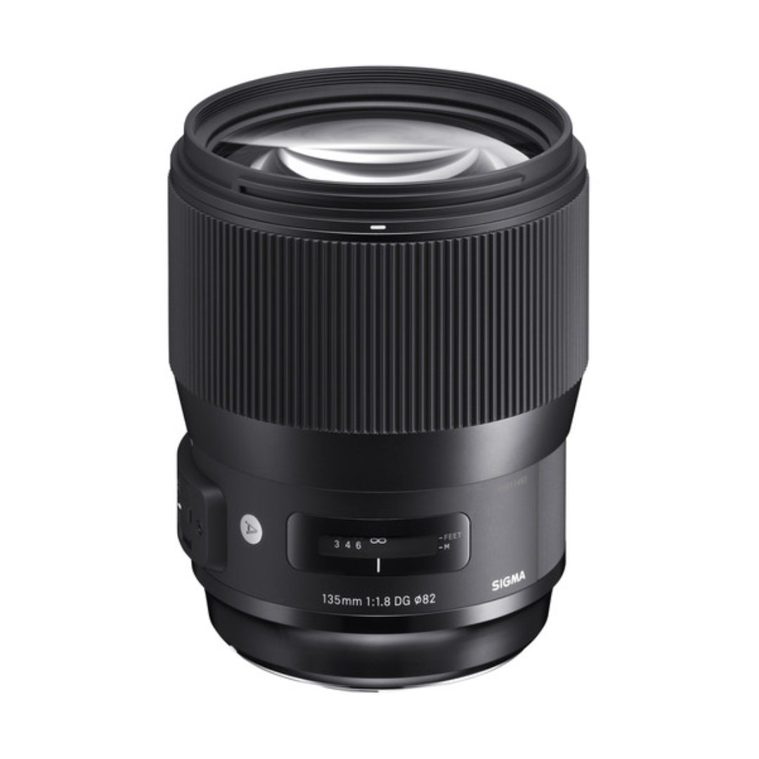 Sigma-135mm-f1.8-DG-HSM-Art-Lens-for-Nikon-F-01 لنز سیگما Sigma 135mm f1.8 DG HSM Art Lens for Nikon F - تصویر 1