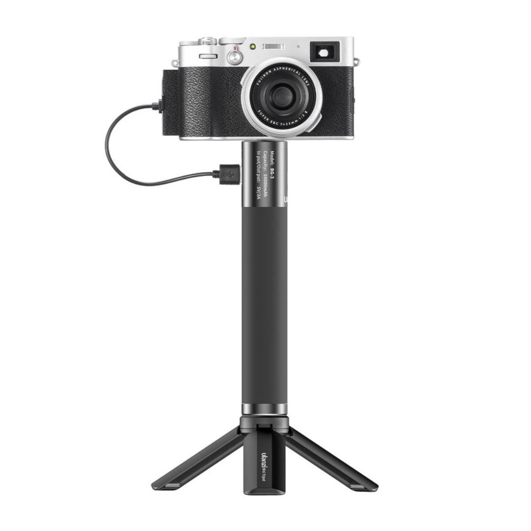 Ulanzi-BG-3-10000mAh-Power-Handgrip-with-Mini-Tripod-02 سه پایه + پاوربانک اولانزی Ulanzi BG-3 10,000mAh Power Handgrip with Mini Tripod - تصویر 1
